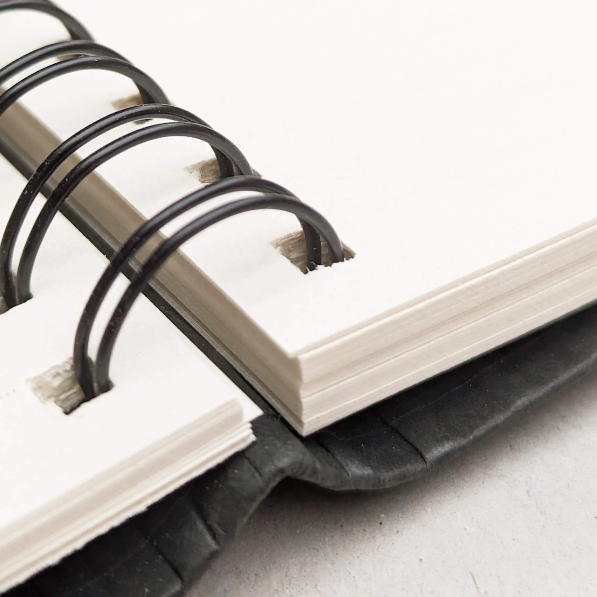 Hahnemuhle A4 120 gsm Sketch Diary - Image 4