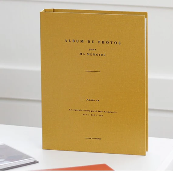 Iconic Vintage Style Photo Album - Image 9