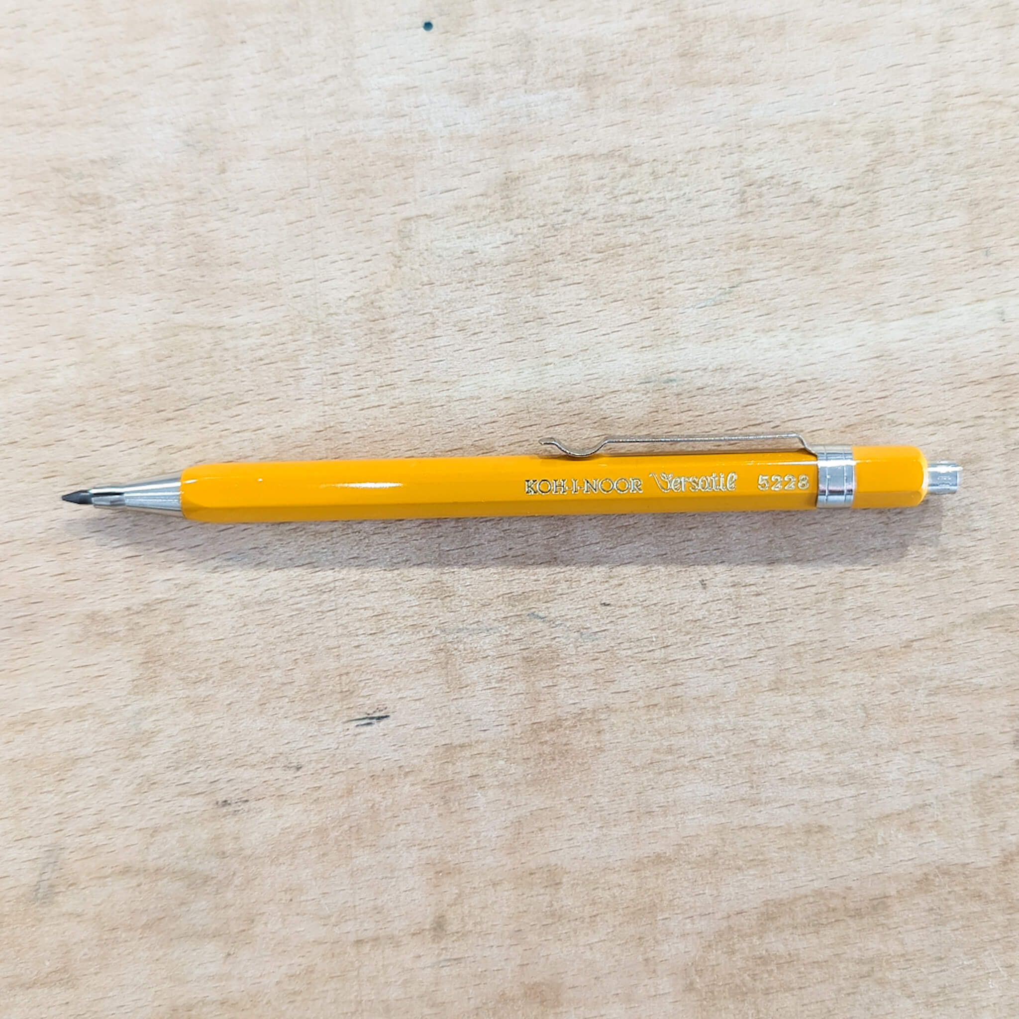 Koh-I-Noor Versatile 5228 2.0mm Short Clutch Pencil - Image 6
