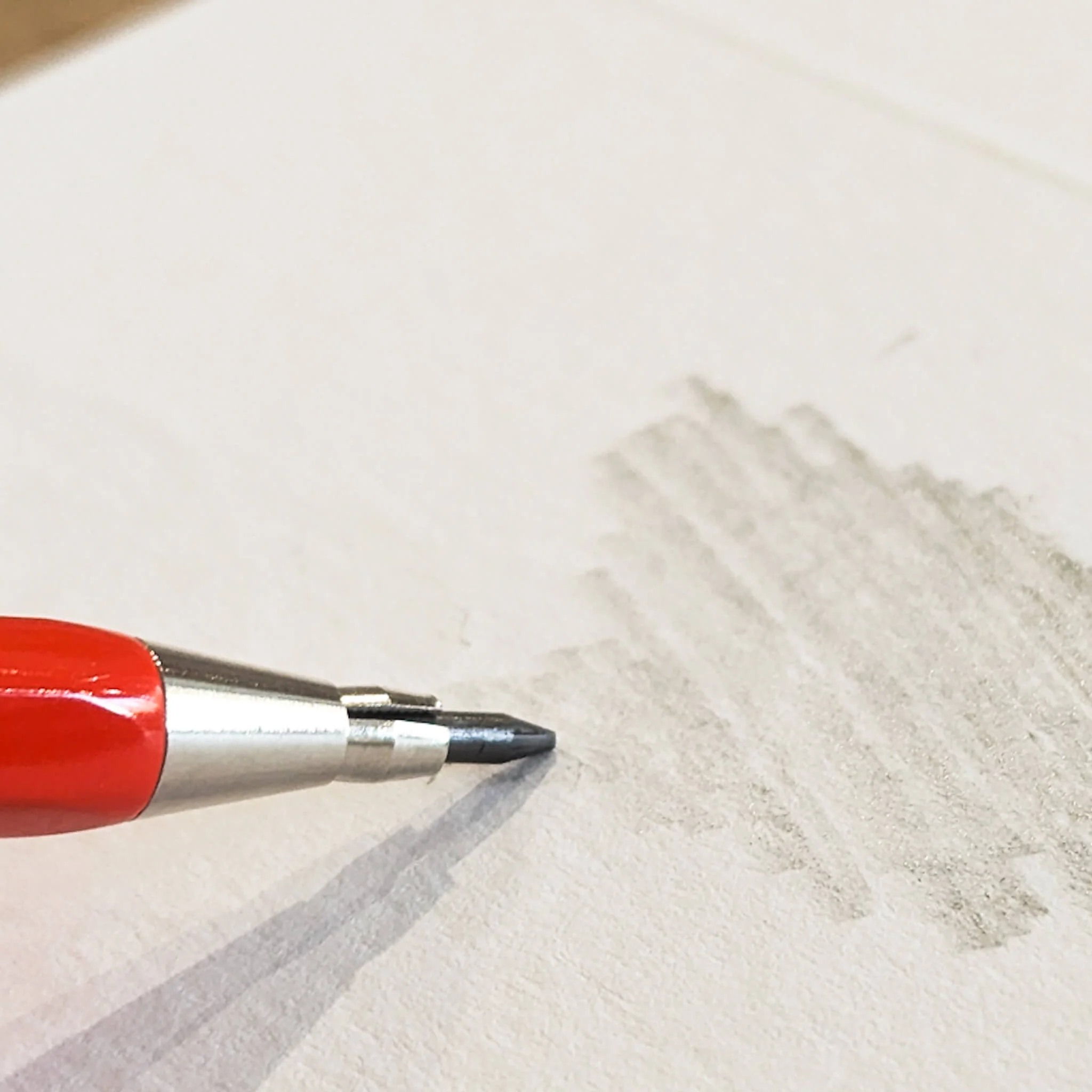 Koh-I-Noor Versatile 5228 2.0mm Short Clutch Pencil - Image 7