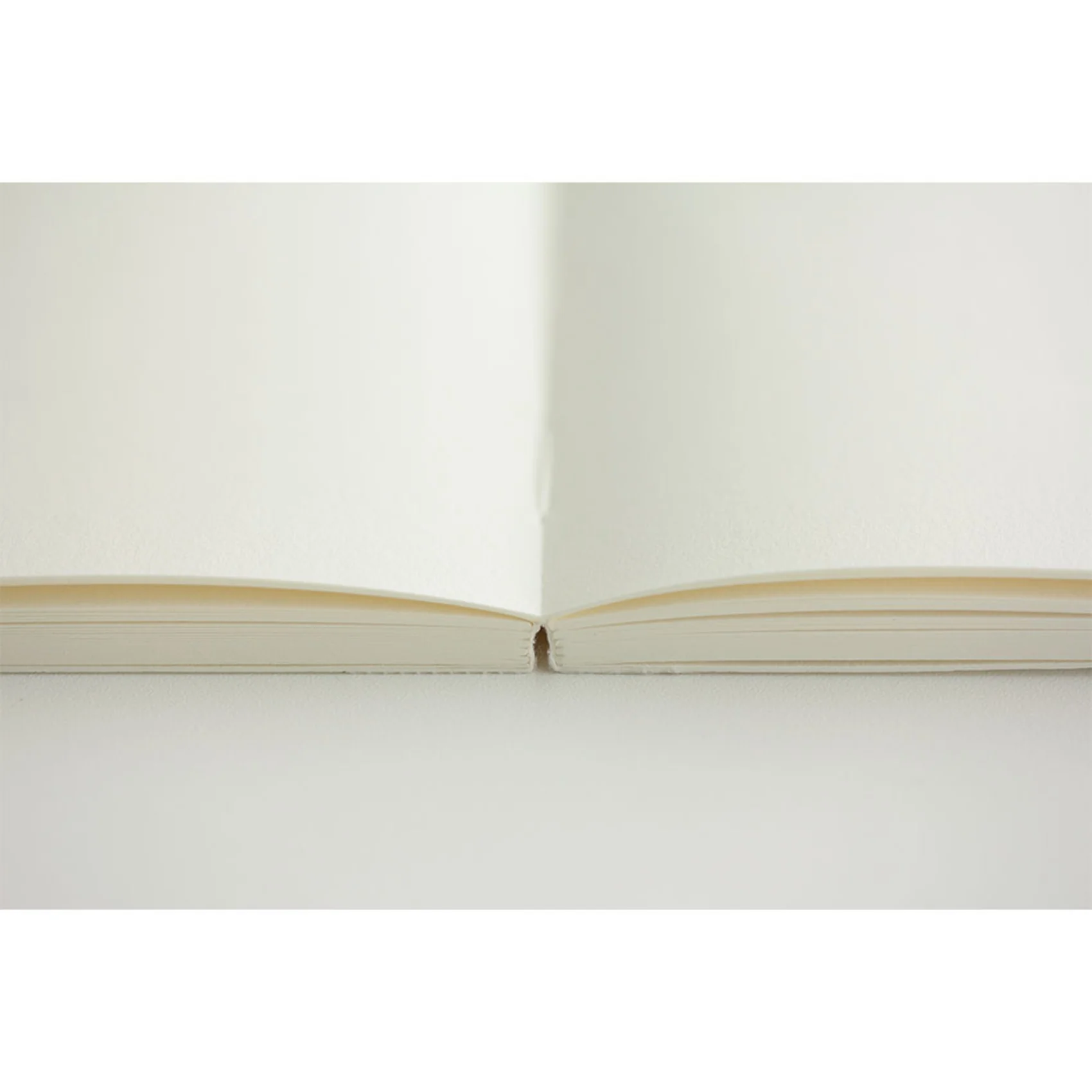 Midori MD Notebook A6 Lined Notebook - Image 3